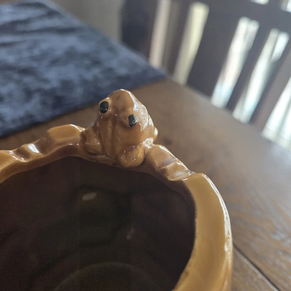 Vintage Majolica Frog & Lucky Bamboo Planter